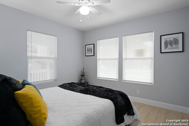 Image 20 of 30 For 333 Haggin St