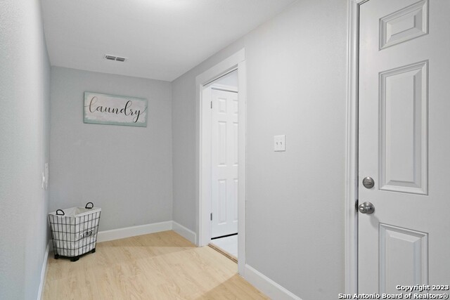 Image 22 of 30 For 333 Haggin St
