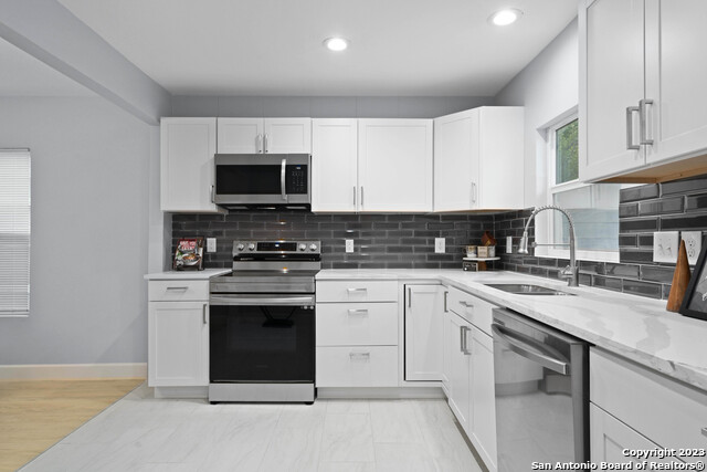 Image 8 of 30 For 333 Haggin St