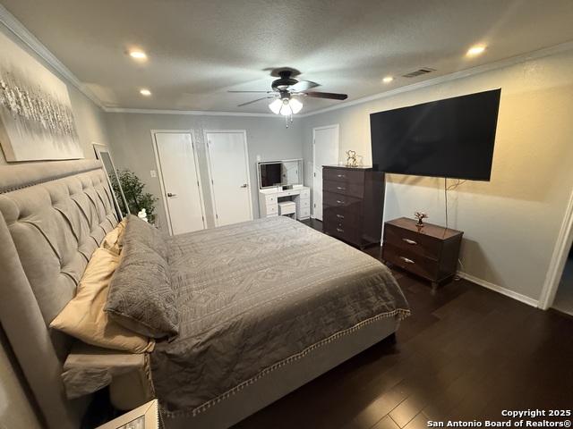 Image 28 of 43 For 6923 Grapevine