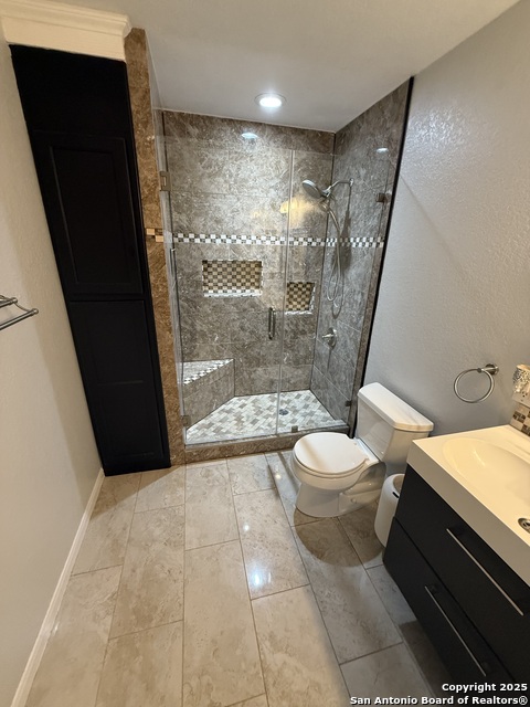 Image 34 of 43 For 6923 Grapevine