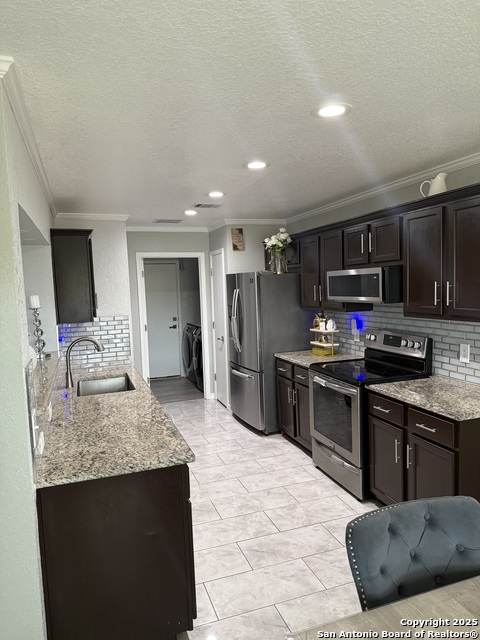 Image 4 of 43 For 6923 Grapevine