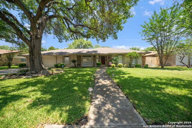 Details for 425 Crestwind, Windcrest, TX 78239