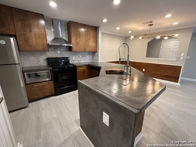Image 12 of 24 For 7323 Snowden Rd  2303