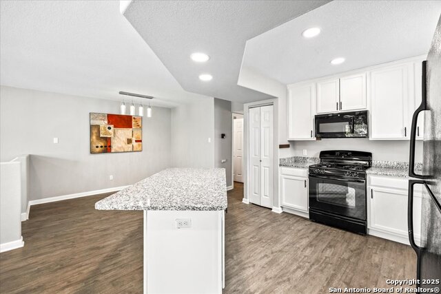 Image 20 of 45 For 122 Rush Haven F093