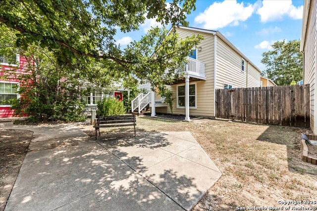 Image 37 of 45 For 122 Rush Haven F093