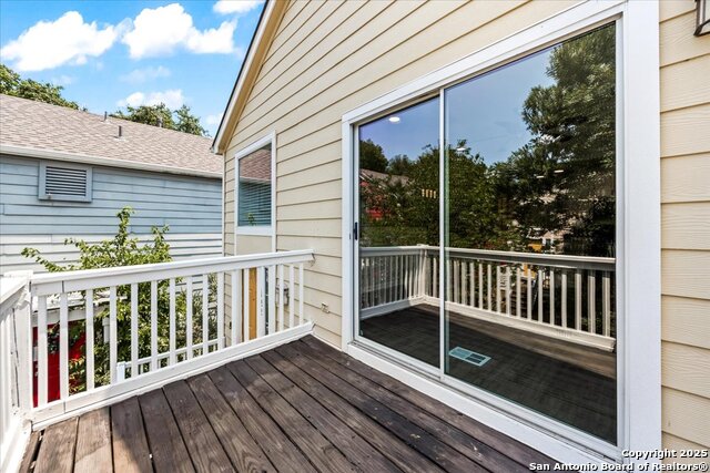 Image 8 of 45 For 122 Rush Haven F093