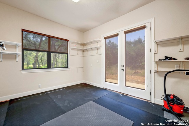 Image 27 of 46 For 847 Uluru  