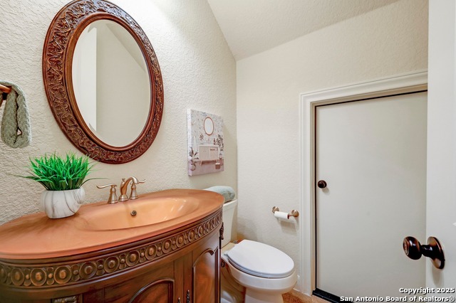 Image 29 of 46 For 847 Uluru  