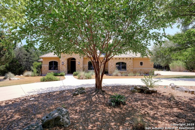 Image 3 of 46 For 847 Uluru  