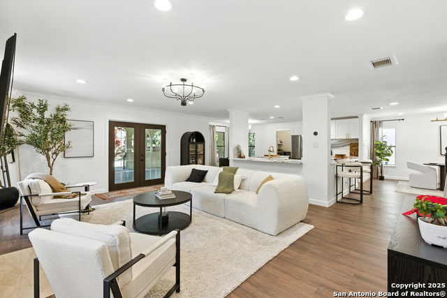 Image 2 of 41 For 2610 Melrose Canyon