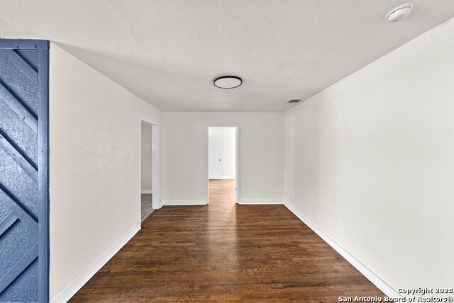 Image 10 of 34 For 1803 Burnet St