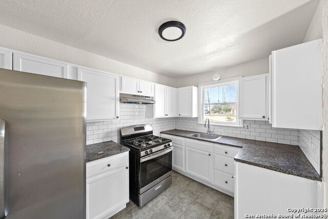 Image 12 of 34 For 1803 Burnet St