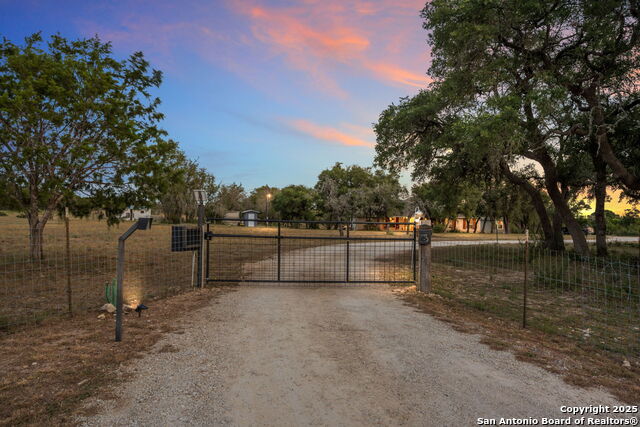 Details for 368 Oak Hills, Pipe Creek, TX 78063