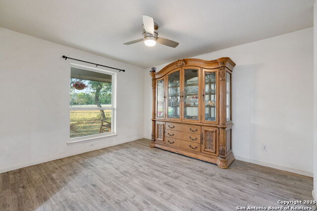 Image 10 of 69 For 368 Oak Hills