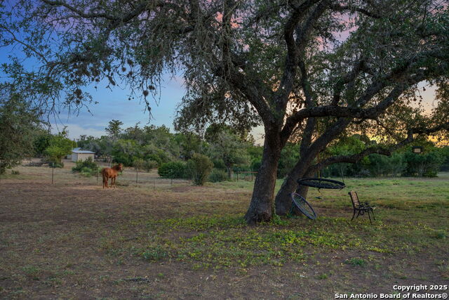 Image 41 of 69 For 368 Oak Hills