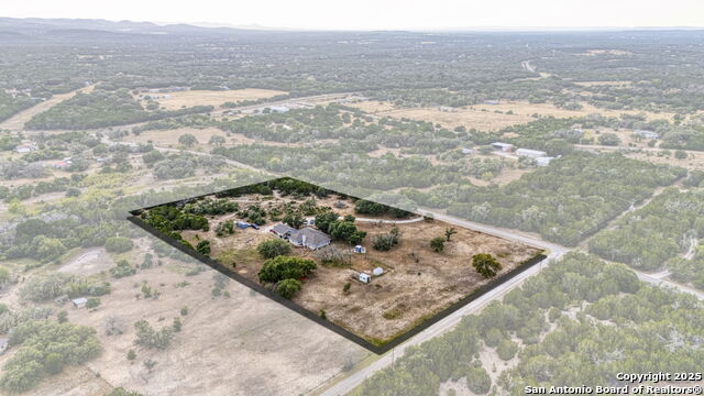 Image 55 of 69 For 368 Oak Hills