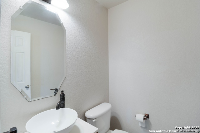 Listing photo id 24 for 7326 Concerto