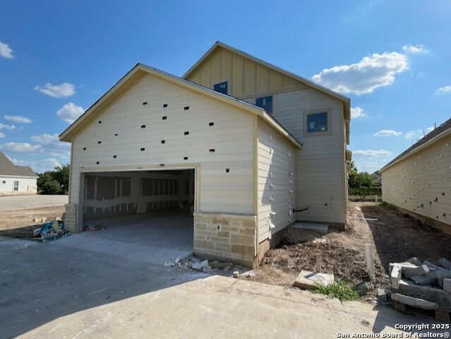 Image 15 of 48 For 9421 Chatside