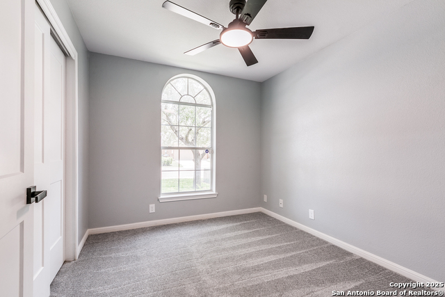 Image 17 of 22 For 8407 Chalk Hill