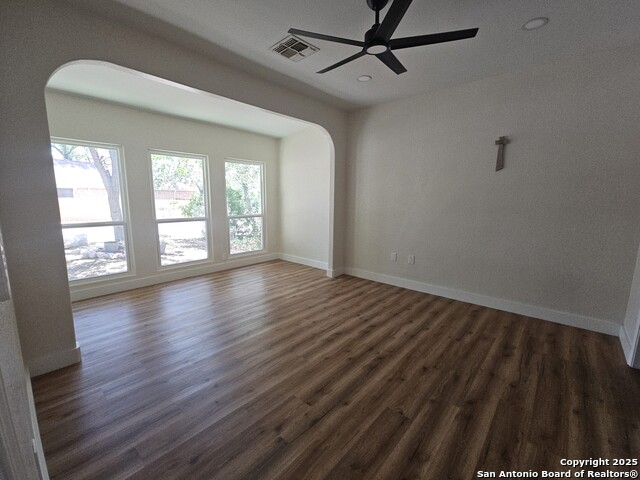 Image 10 of 16 For 12611 Sandtrap Street