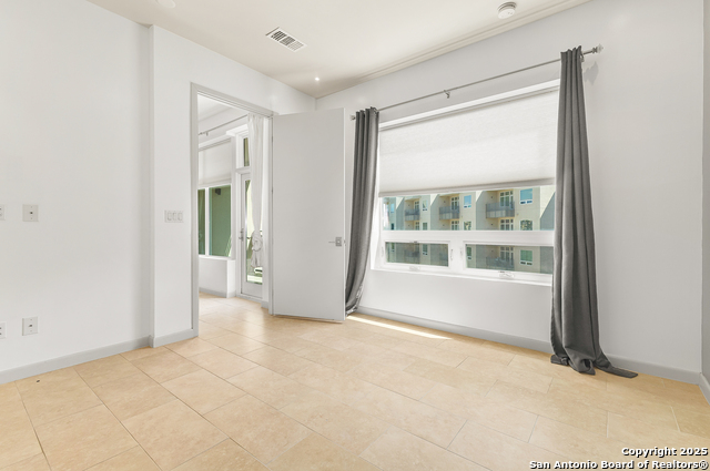 Image 18 of 27 For 17902 La Cantera Pkwy  406