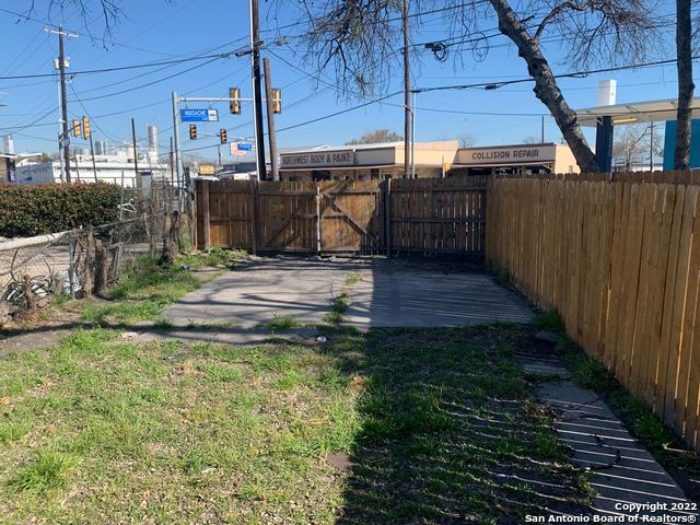 Image 10 of 10 For 1411 Magnolia Ave W