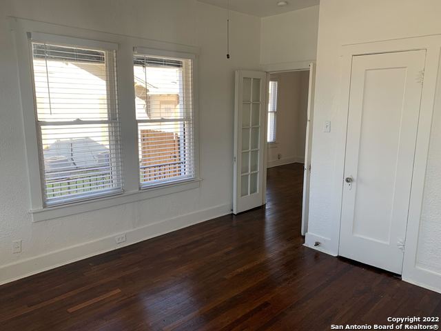 Image 4 of 10 For 1411 Magnolia Ave W