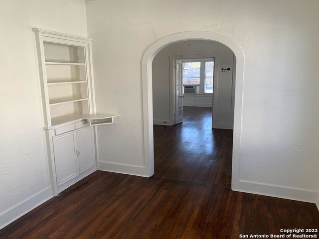 Image 6 of 10 For 1411 Magnolia Ave W