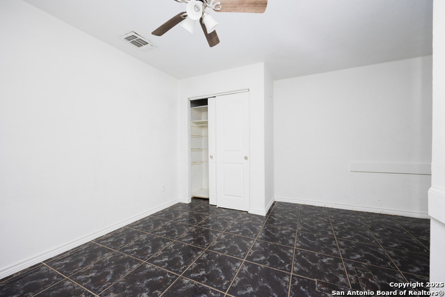 Image 12 of 27 For 641 Weber