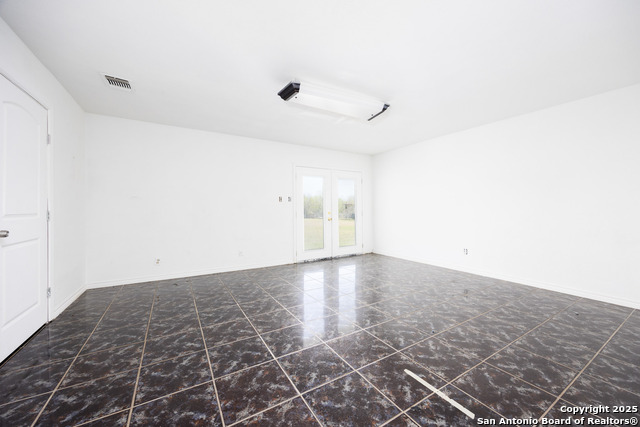 Image 14 of 27 For 641 Weber