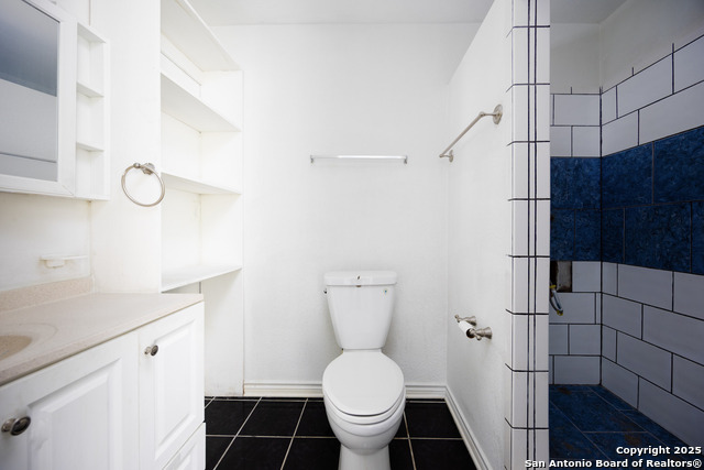 Image 20 of 27 For 641 Weber