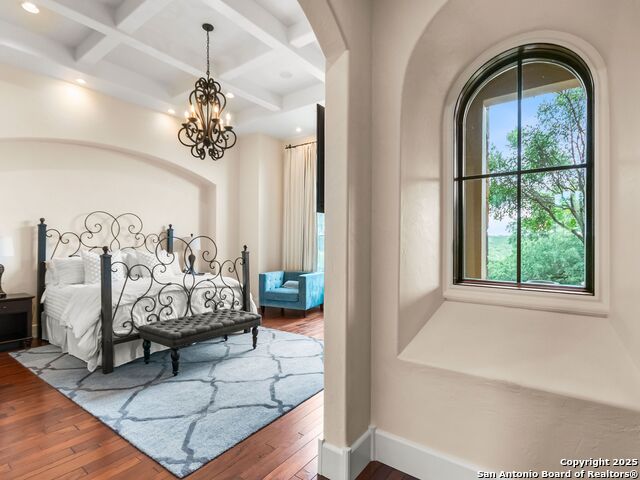 Listing photo id 31 for 103 Castle Rock