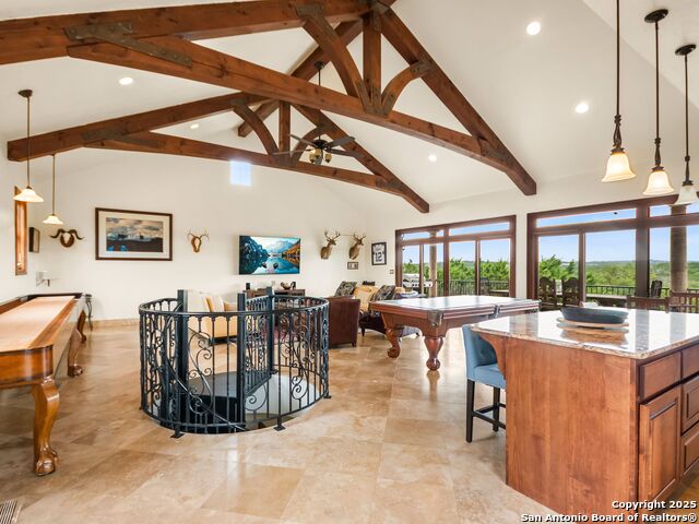 Listing photo id 68 for 103 Castle Rock