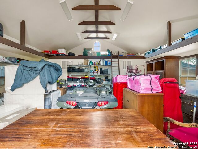 Listing photo id 93 for 103 Castle Rock