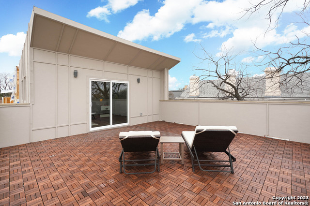 Image 28 of 29 For 603 Euclid Ave W