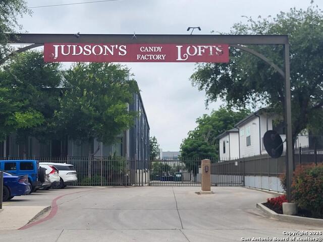Details for 831 Flores S 3104, San Antonio, TX 78204