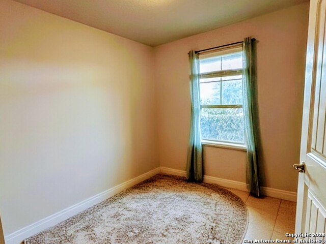 Image 3 of 25 For 5946 Larkspur