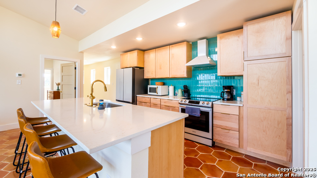 Image 18 of 34 For 136 Woodridge