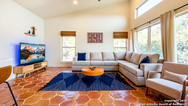 Image 24 of 34 For 136 Woodridge