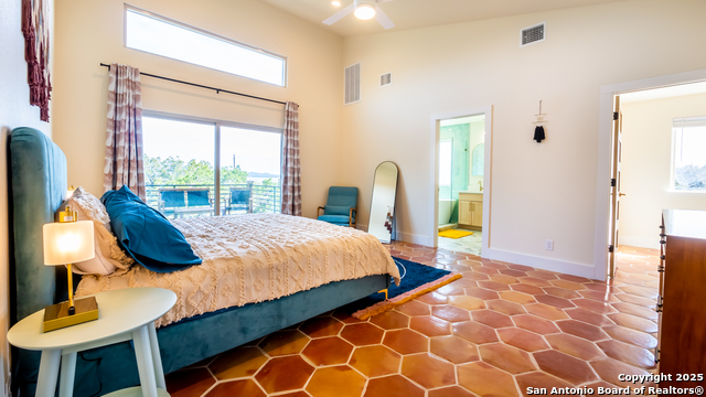 Image 25 of 34 For 136 Woodridge