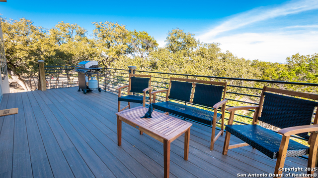 Image 33 of 34 For 136 Woodridge