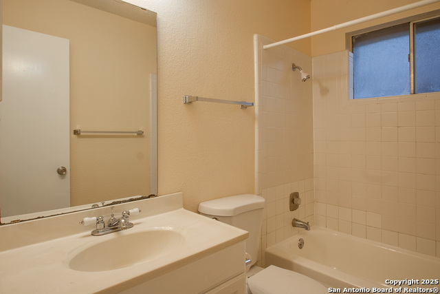 Image 13 of 20 For 6403 Ridge Tree Dr