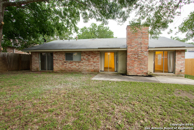 Image 18 of 20 For 6403 Ridge Tree Dr
