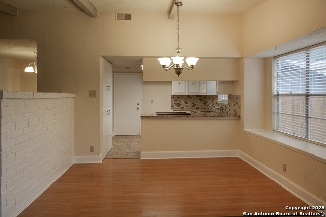 Image 6 of 20 For 6403 Ridge Tree Dr