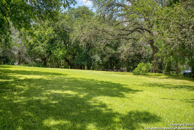 Image 36 of 50 For 5351 Fredericksburg