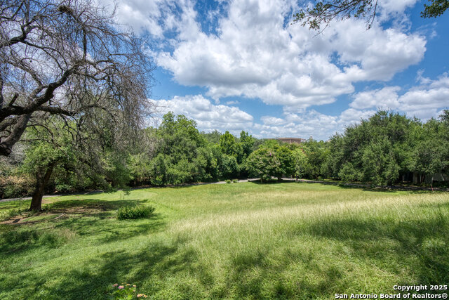 Image 42 of 50 For 5351 Fredericksburg