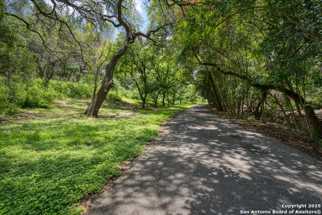 Image 49 of 50 For 5351 Fredericksburg