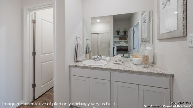 Image 21 of 41 For 718 Bellamy Dr