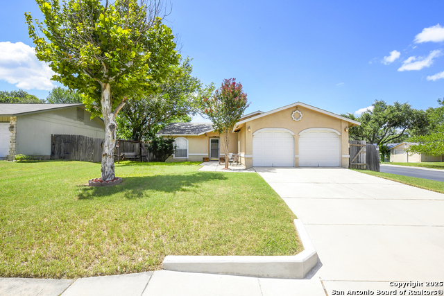 Image 3 of 19 For 11403 Jarbo Pass